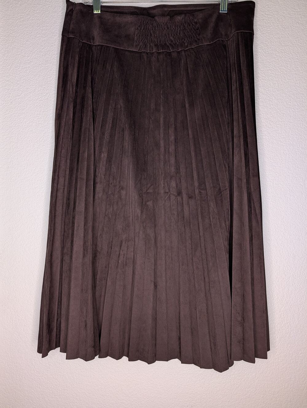 Soft Surroundings NWT Lavina Brown Faux Suede Skirt L Chic Soft Pleated Western